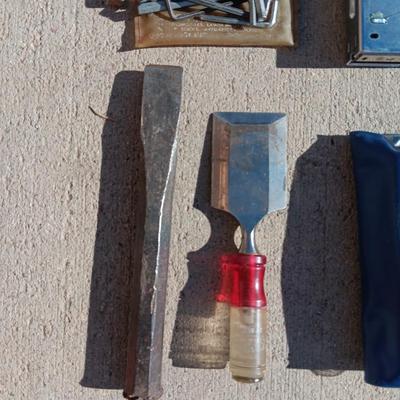 NUT DRIVER SET, ALLEN WRENCHES, STAPLE GUN AND CHISELS