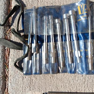 NUT DRIVER SET, ALLEN WRENCHES, STAPLE GUN AND CHISELS