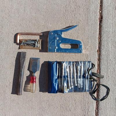 NUT DRIVER SET, ALLEN WRENCHES, STAPLE GUN AND CHISELS