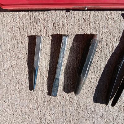 TAP AND ROUND DIE SET, AWLS AND WIRE CUTTERS