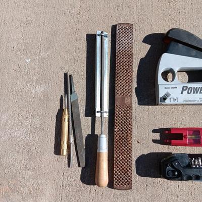 POWER SHOT STAPLE GUN, FILES, MULTI BIT TOOL, WIRE CUTTERS AND SCISSORS