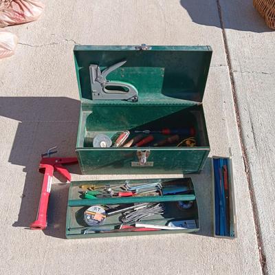 NICE TURNER METAL TOOL BOX WITH SHELF AND SOME HAND TOOLS