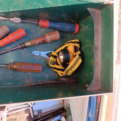 NICE TURNER METAL TOOL BOX WITH SHELF AND SOME HAND TOOLS