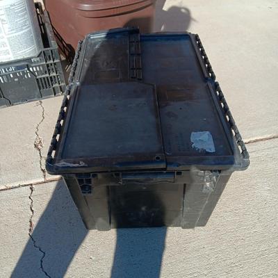 STORAGE CONTAINERS