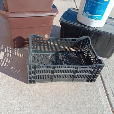 STORAGE CONTAINERS