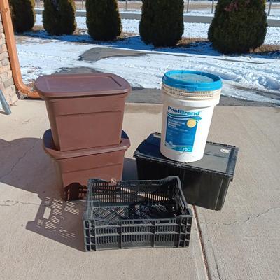 STORAGE CONTAINERS