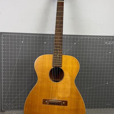 Acoustic Guitar-  Harmony Reinforces Neck 
