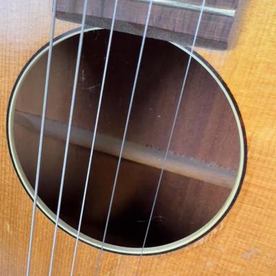 Acoustic Guitar-  Harmony Reinforces Neck 