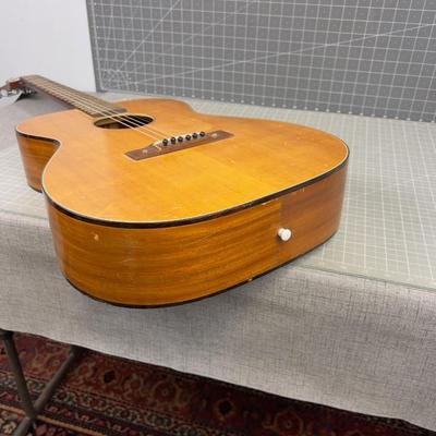 Acoustic Guitar-  Harmony Reinforces Neck 