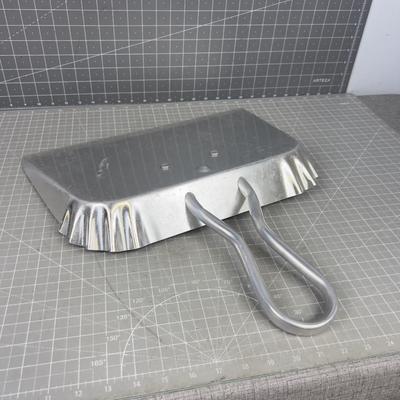 Aluminum Dust Pan 