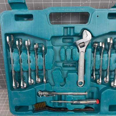 Tool Set with Case