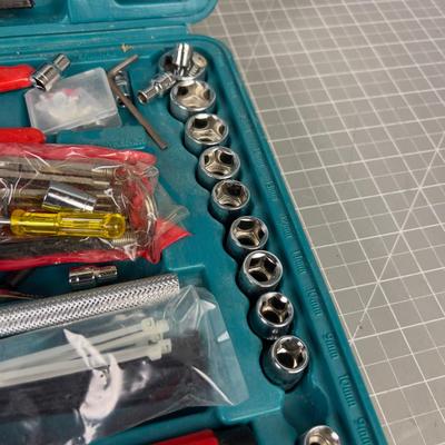 Tool Set with Case