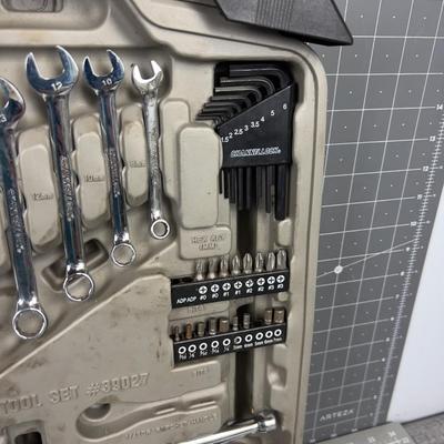 Socket and Wrench Set 