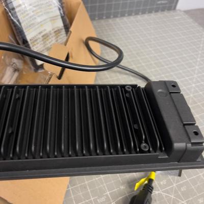 LED Flood Lights, NEW 
