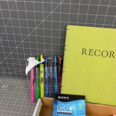 Office Lot; Markers, Post its and Highlighters 