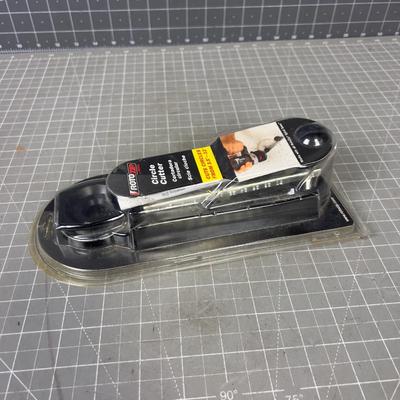 Roto Zip Circle Cutter 