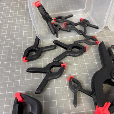 Lot of Spring Clamps