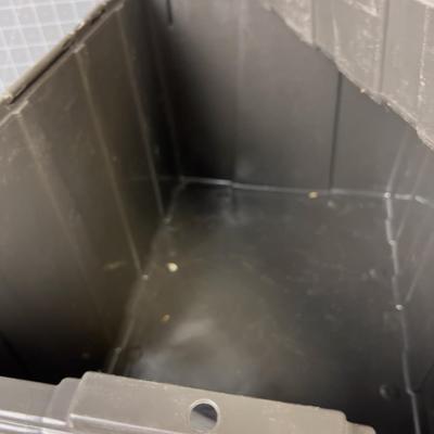 (3) 12 Gallon Heavy Duty Flip Lid Totes