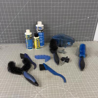 BIKE Cleaning Lot