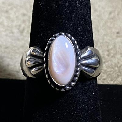 RELIOS CAROLYN POLLACK DESGN STERLING & MOP RING SIZE 8.75