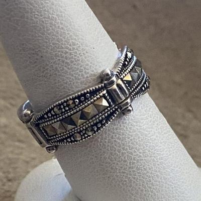 vintage STERLING SILVER & MARCASITE RING SIZE 8.5