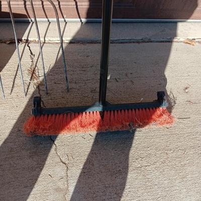 PICK AXE, SHOVELS, PITCH FORK, HOE AND PUSH BROOM
