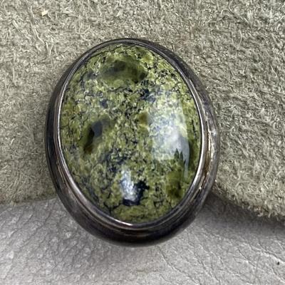 SAJEN BALINESE STERLING & GREEN SERPENTINE CLIP ON EARRINGS