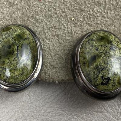 SAJEN BALINESE STERLING & GREEN SERPENTINE CLIP ON EARRINGS