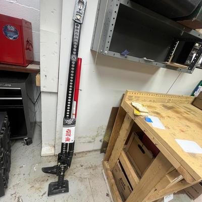 Hi Lift Cast & Steel Jack (B1-MG)