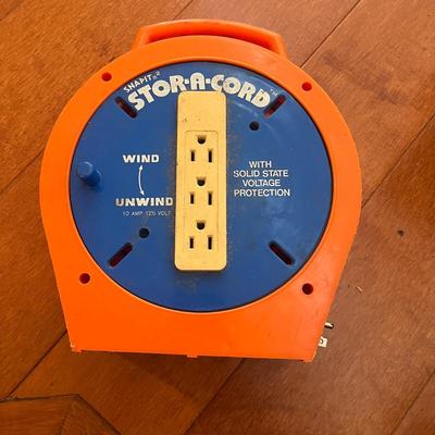 Outdoor Extension Cords & Portable Ground Fault Interrupter (B1-MG)