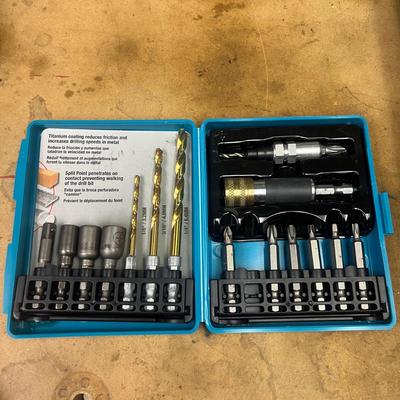 Two Makita Drills & Makita Reciprocating Saw (B1-MG)