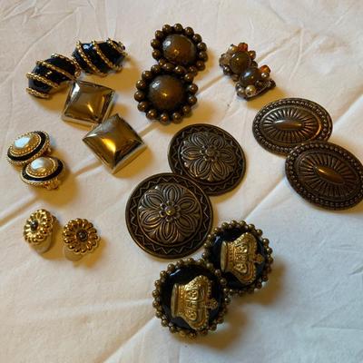 Lot of Vintage Clip on Earrings