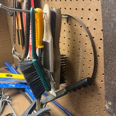 Levels, Saws, Hammers & More (B1-MG)