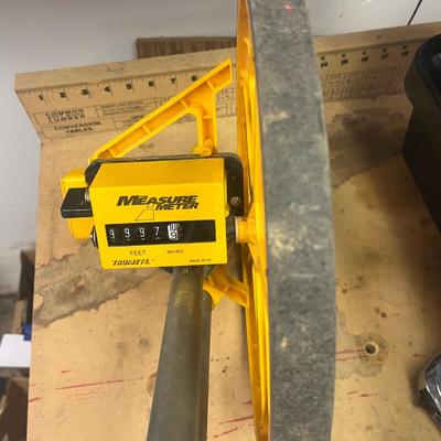 Levels, Saws, Hammers & More (B1-MG)