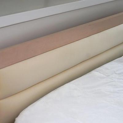 MODERN STYLE QUEEN SIZE PLATFORM BED WHITEWASH OAK W/LEATHER HEADBOARD