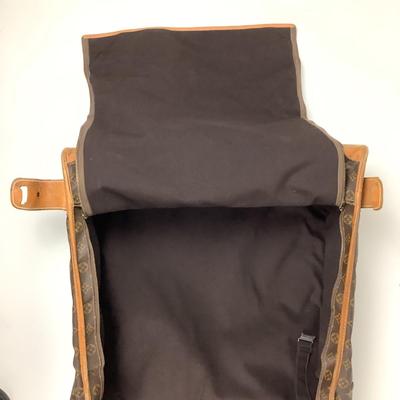 529 Authentic Vintage LOUIS VUITTON 1970's Foldable Suitcase