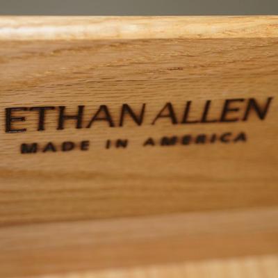 ETHAN ALLEN TWO DRAWER / PULL OUT TOP SHELF OAK MODERN STYLE END TABLE