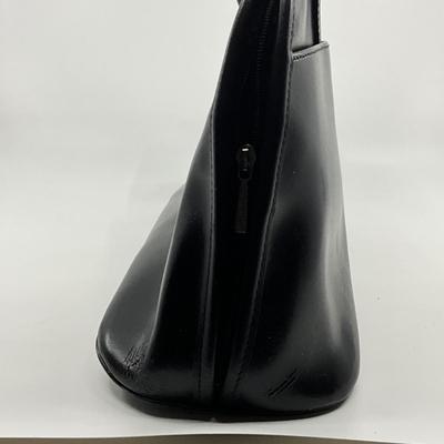 535 LONGCHAMP Black Leather Purse