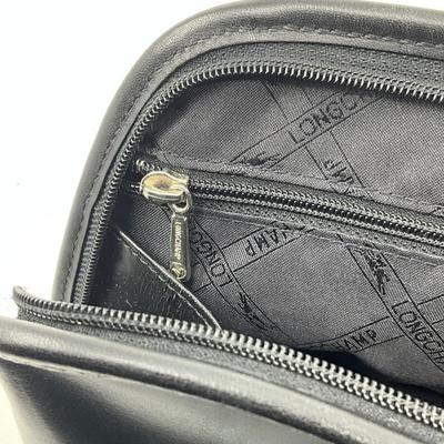 535 LONGCHAMP Black Leather Purse