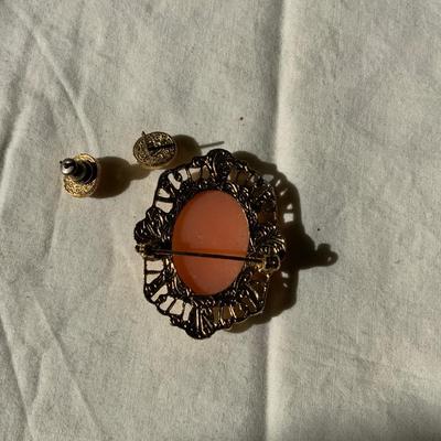 Cameo brooch and earring set