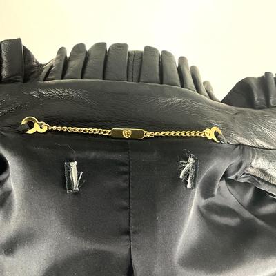 538 ST. JOHN Black Leather Button-Up Jacket