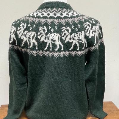 Men's Green Sweater size Large