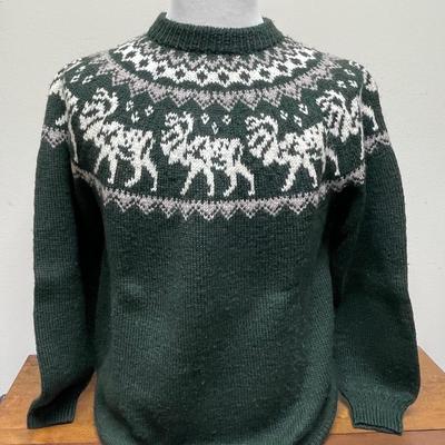 Men's Green Sweater size Large