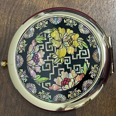 Inlaid Peony Mother of Pearl Magnifying Compact Mirror