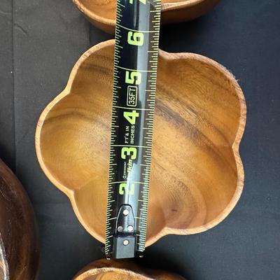 Vintage & Modern Wood Salad Bowls and Decorative Pieces