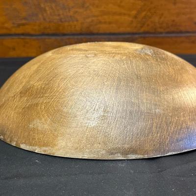 Vintage & Modern Wood Salad Bowls and Decorative Pieces