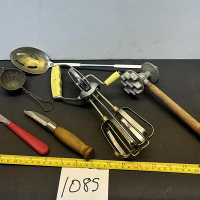 Vintage Kitchen Lot