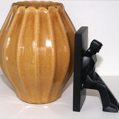 10" lIGHT BROWN FLUTED CERAMIC VASE/ CHRIS COLLICOTT DESIGNED BOOKEND