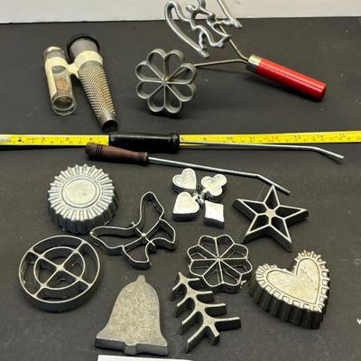 Vintage Rosette Set and More