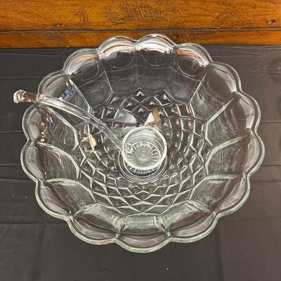 Beautiful, Vintage Punch Bowl and Cups